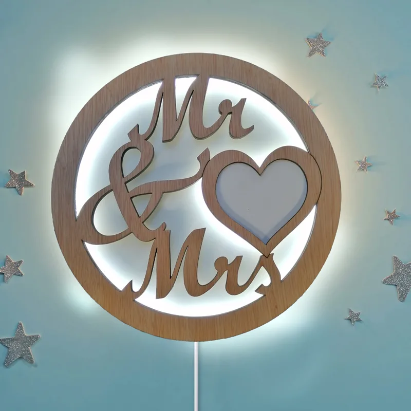 Ξύλινο Φωτιστικό - Mr &amp; Mrs